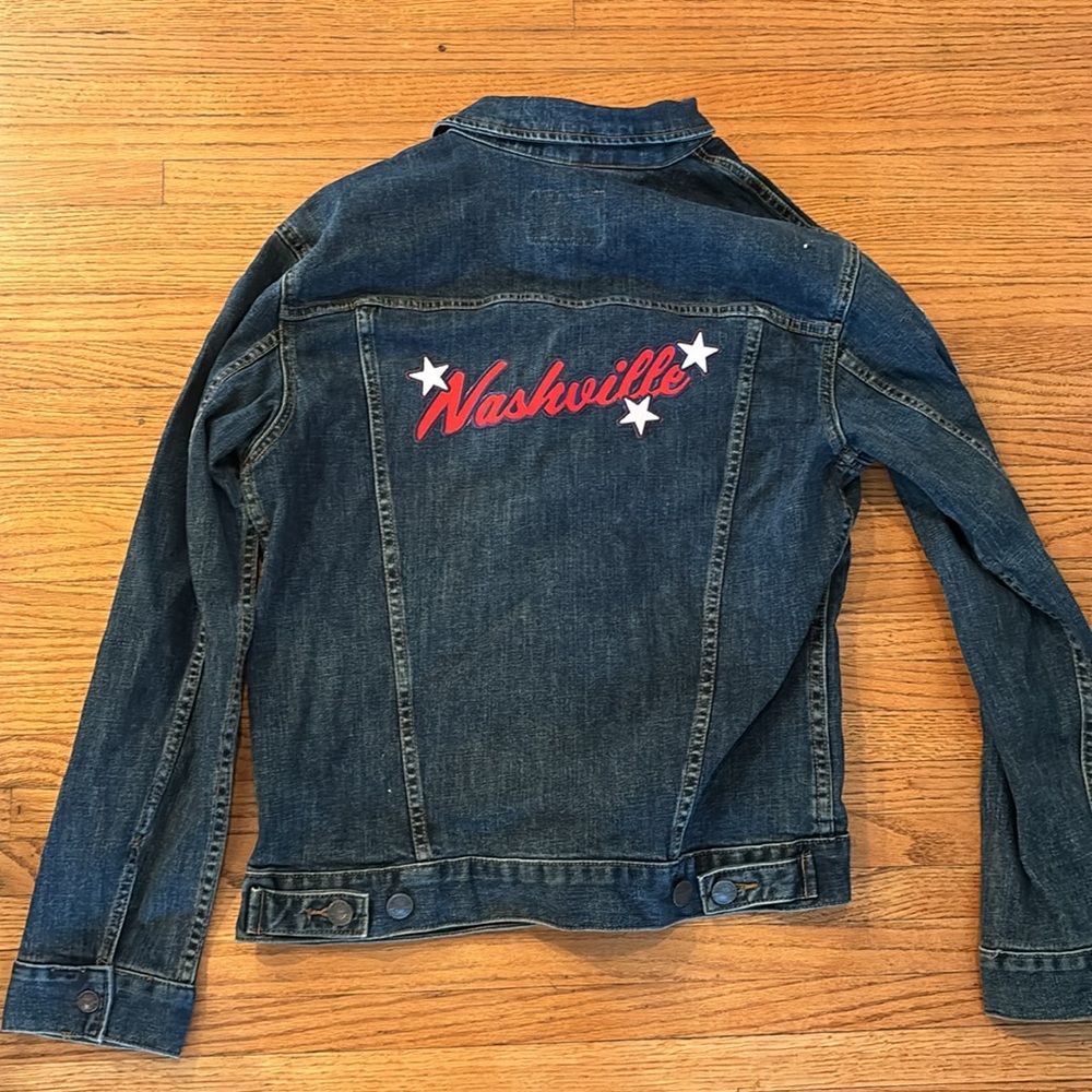 Wrangler CMT Awards Denim Jacket - Picture 3 of 4